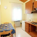 - Diklo 5880c *