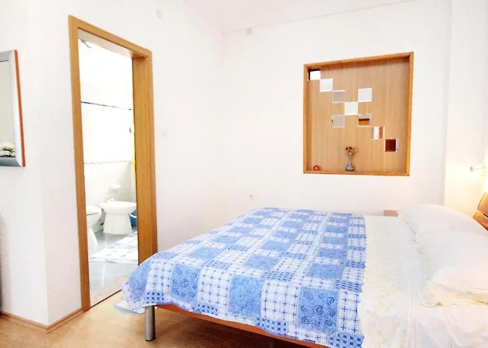 アパート - Diklo 5880c